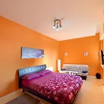 Centralstationhouse Bed & Breakfast 3*